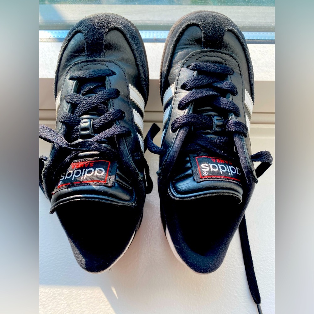 Adidas kids samba indoor soccer shoes